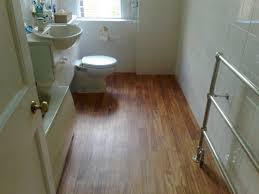Rekomendasi lantai kayu kamar mandi. 7 Inspirasi Desain Hunian Berlantai Kayu Selain Adem Juga Membuat Teduh Rumahmu