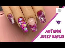 autumn jelly nails with flakes and cat