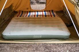 キャンプや車中泊で快適な睡眠を エアーベッドのメリット デメリット おすすめ4選 1 2 ハピキャン happy camper キャンプ 車 キャンプ ベッド