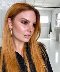 claire vyverberg makeup artist