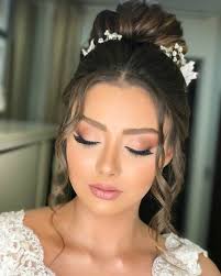 top five makeup trends for this wedding