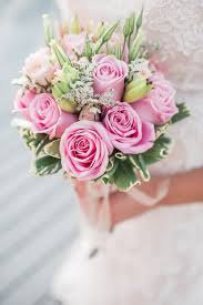 Flower arranging has been a popular art for centuries, and many people consider the ability to create a perfectly balanced arrangement a great skill. 10 Popular Wedding Flowers Mywedding