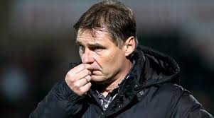 Wils Trainer Axel Thoma: Seine Mannschaft hatte Probleme mit dem Kunstrasen. Der FC Wil unterliegt im Montagsspiel der Challenge League Lugano mit 1:2. - 338934-ac7352df0856fdb44991232c23b1f1be