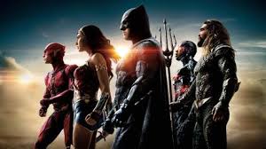 In a broadcast for his youtube channel, dc man kevin smith justice league and the last jedi were released within a month of each other, and if the snyder cut had been released, we would have watched two remarkably similar scenes. What Is The Snyder Cut Your Guide To The Justice League News Movies Empire