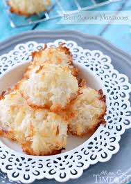 the best coconut macaroons easy and