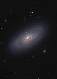 Una galaxia espiral barrada es una galaxia espiral con una banda central de estrellas brillantes que abarca de un lado a otro de la galaxia. 56 Idees De Mes Enregistrements Images De Telescope Hubble Galaxie Spirale Idee Repas Brunch