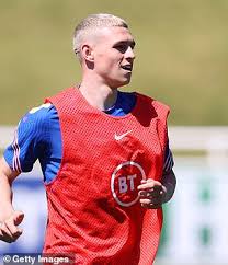 England's stars have vowed to copy phil foden's blonde look if they win euro 2020/caption. Wales Face Uncertainty Over Aaron Ramsey S Fitness For Euro 2020 After He Missed Training Session Aktuelle Boulevard Nachrichten Und Fotogalerien Zu Stars Sternchen