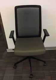 haworth very task chairs black used