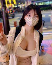 台湾疯传短发爆乳女孩照片，网民起底是马来西亚网红玮儿- 星岛环球网