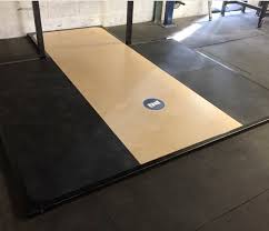 custom weightlifting platform fitness