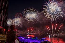 where to watch the fireworks in n y c
