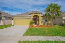 legacy park kissimmee fl real estate