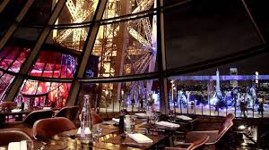 book eiffel tower dinner with panoramic