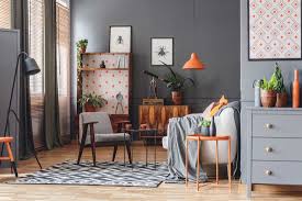 what wall paint colors go with dark