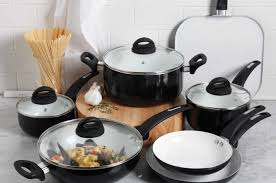 However, this set is prone to hot spots because it's not. Best Budget Cookware Set In 2020 Budget Cookware Set Reviews
