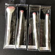 lot of 4 wet n wild eye brushes small