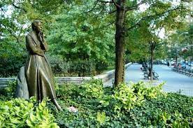 Daytonian in Manhattan: The Eleanor Roosevelt Statue -- Riverside Park at  72nd Street