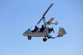 Air command international started in 1979 and its first flight was in april 1984. Flugzeug Vs Gyrocopter Flugschule Takeoff