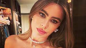 sofia vergara reveals her rare makeup