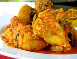 1 ekor ayam atau 750 gr daging ayam, potong2 jadi 12 buah. 15 Resep Ayam Woku Spesial Khas Manado Rekomended