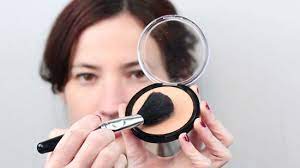 apply pressed powder foundation makeup