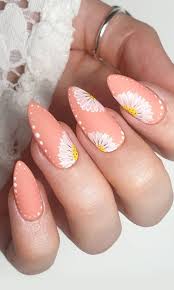 Don`t miss your chance to stand out pineapple nail designs become trendy every summer. Domoavl8f3uozm