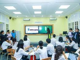 Phòng học ngoại ngữ HL-2240 (Jer Education) - Công ty TNHH TMCN ISQ Việt Nam