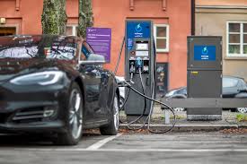 Vattenfall has now accepted the opportunity to become a minority shareholder with a 6% ownership. Abb Technology In 40 Fast Charging Stations Across Sweden For Vattenfall