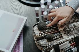 mac makeup kit at rs 20 piece beauty