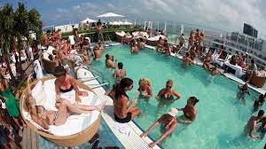 For people who want hotel comfort without all the hotel facilities, the _ is probably the most suitable type of hotel acommodation. Rooftop Poolparty Pool Rooftop Restaurant Beach Pool