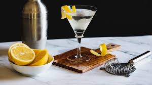 bond style vesper martini tail recipe
