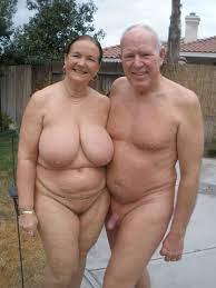 Nude Old People - 71 photos