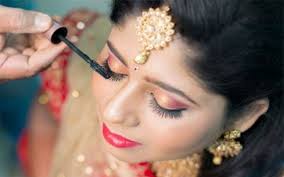 wedding makeup artist in saligramam
