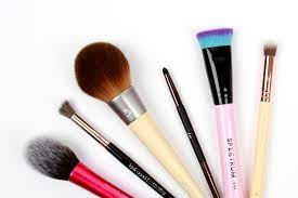 how to clean makeup brushes and what