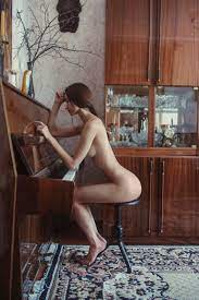 David Dubnitskiy personal site | Art genre photography in nude style