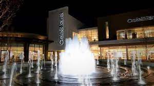 Oakbrook Center - Crystal