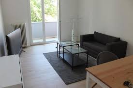 Die modernisierte wohnung kann ab sofort bezogen werden und überzeugt durch eine gehoben 2 Zimmer Wohnungen Oder 2 Raum Wohnung In Hirschaid Mieten