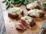 beef tenderloin with blue cheese