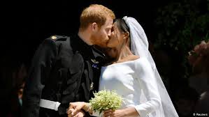 Buckingham palace, queen victoria memorial, die berühmte. Prinz Harry Und Meghan Markle Sind Verheiratet Aktuell Europa Dw 19 05 2018