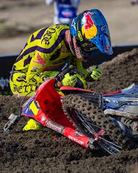 Jett Lawrence, Hunter Lawrence, Jorge Prado and eight more riders talk Fox Raceway on this link! https://www.vitalmx.com/features/vital-mx-post-race-interviews-2025-fox-raceway