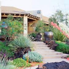 17 Front Yard Landscaping Ideas That