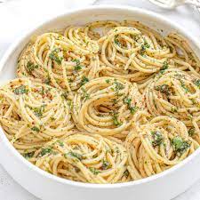 spaghetti aglio e olio the plant