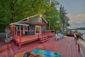 4br lakefront cote with deck for