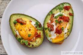 baked avocado egg boats lovethatbite com
