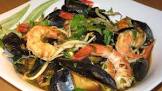 asian stir fried mussels and prawns