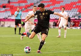 The first is the mythical 41st goal, which is all that robert lewandowski needs to overtake gerd muller and officially beat his record for most goals in a single bundesliga season. Cdhpexqfdiffvm
