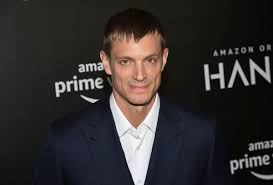 Aug 07, 2021 · 'suicide squad' star joel kinnaman granted restraining order after alleged extortion attempt kinnaman accused a woman of threatening him and his family. Sfj5npuhijnxfm