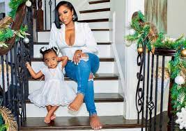 Big sister reginae dotes on reign but toya isn't little reign's only unconditional admirer. Antonia Toya Wright Introduces Name Change Via Holiday Photo With Daughter