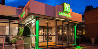 Stay comfortable at our brighouse hotel. Hotel With Swimming Pool Holiday Inn Portsmouth