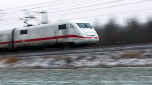 To change from train to bus. Frankfurt Ice Deutsche Bahn Nach Halt Mehrfach Beschossen Polizei Nennt Details Frankfurt